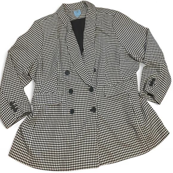 CeCe Jackets & Blazers - Black and white houndstooth blazer o